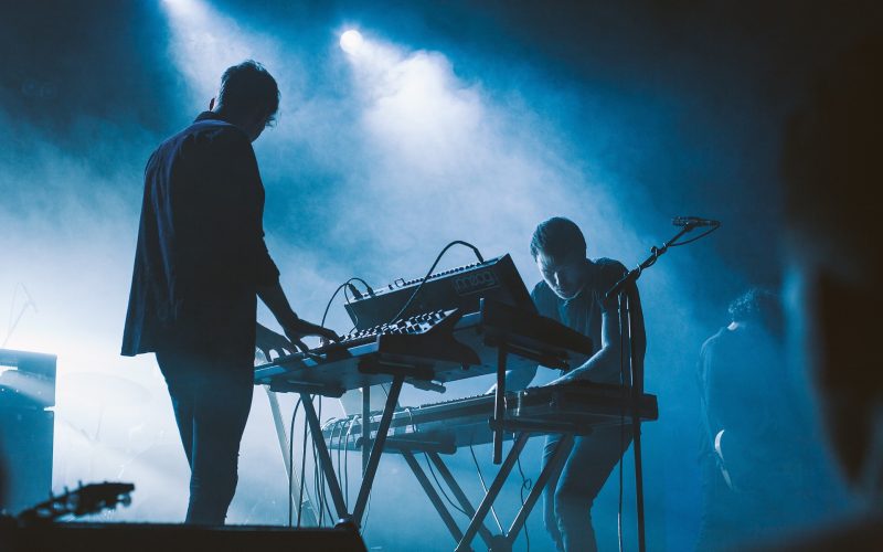 Cristão pode ouvir música secular?