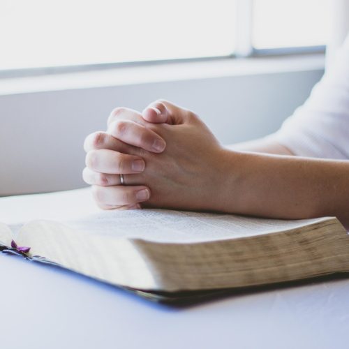 Como Evangelizar um Ateu: Estratégias que Realmente Funcionam